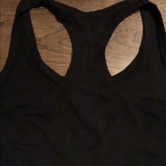 Victoria Secret VSX Sport Top - Picture 2 of 3